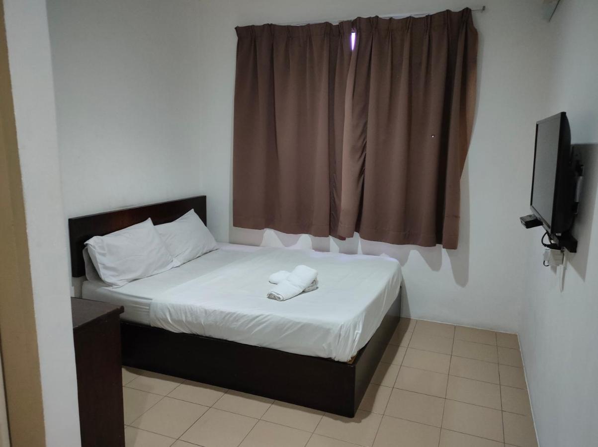 Hotel Star Inn Телук Интан Екстериор снимка