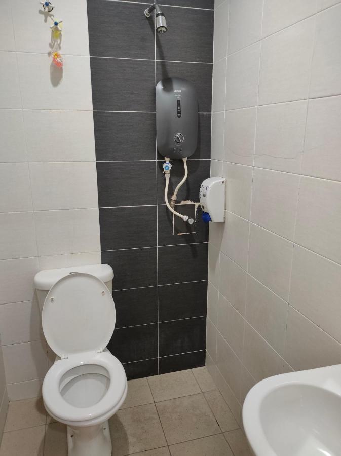 Hotel Star Inn Телук Интан Екстериор снимка